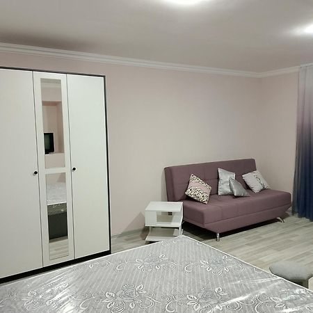 Lyucie Guest House إيجيفان المظهر الخارجي الصورة