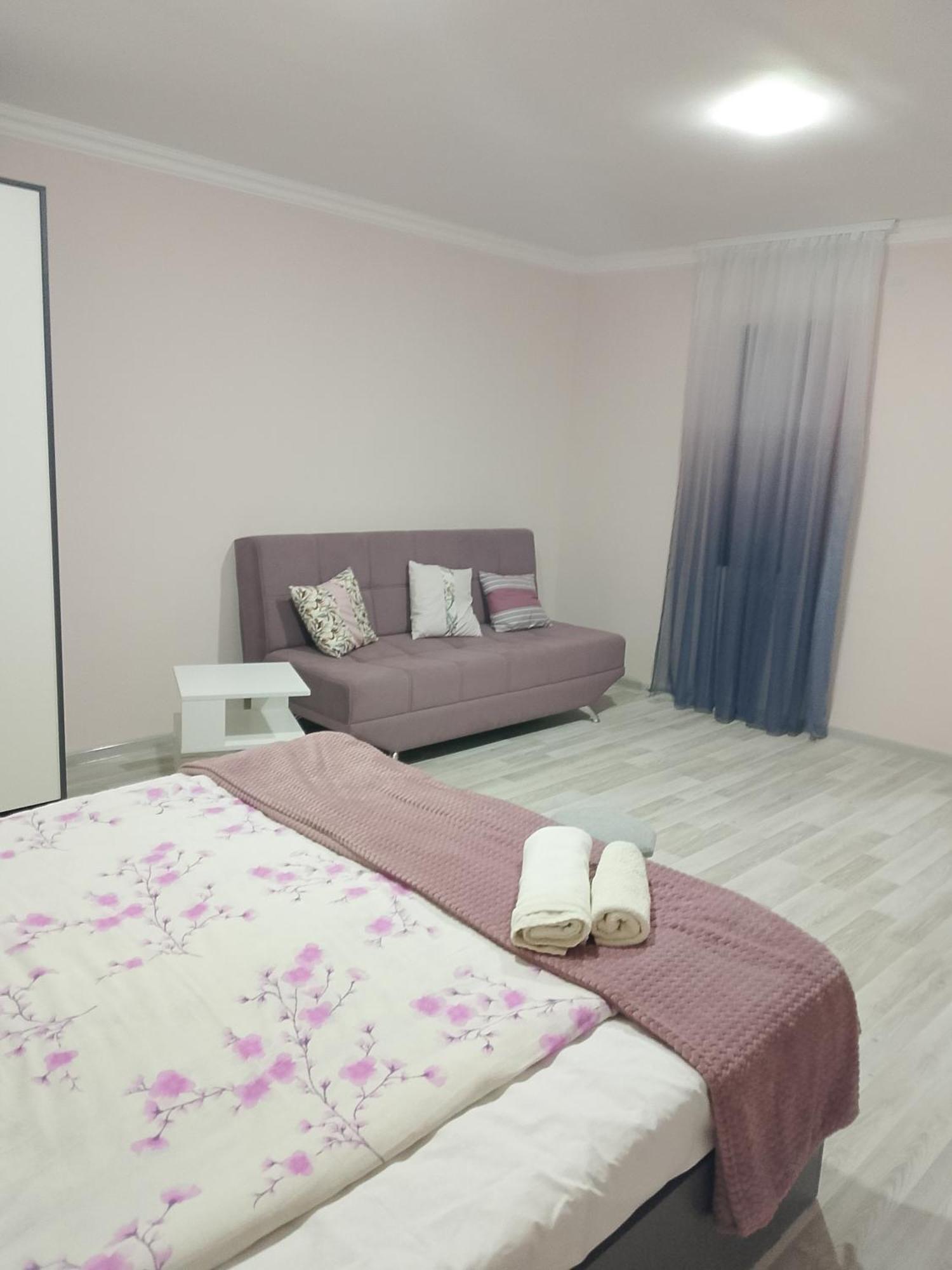 Lyucie Guest House إيجيفان المظهر الخارجي الصورة
