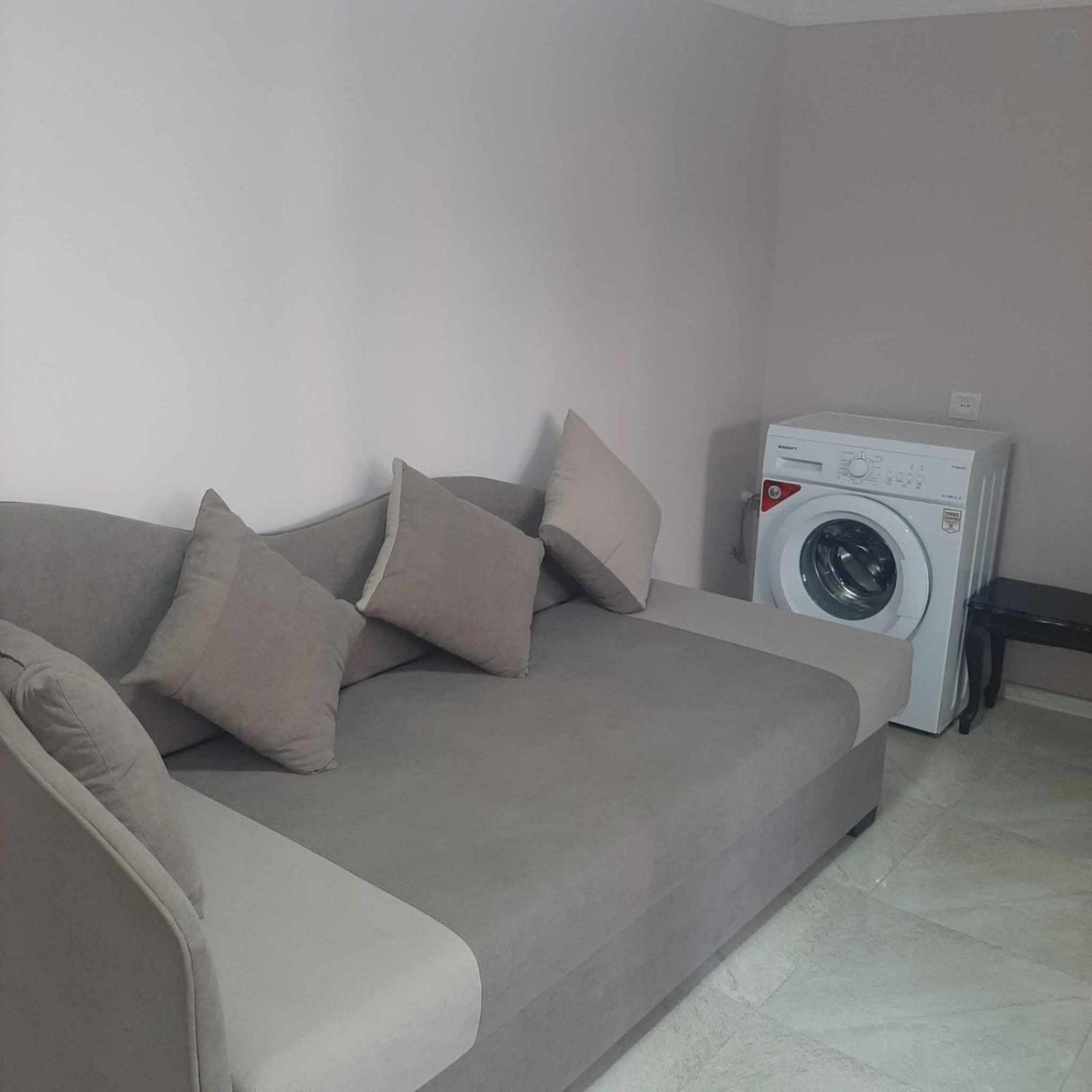 Lyucie Guest House إيجيفان المظهر الخارجي الصورة