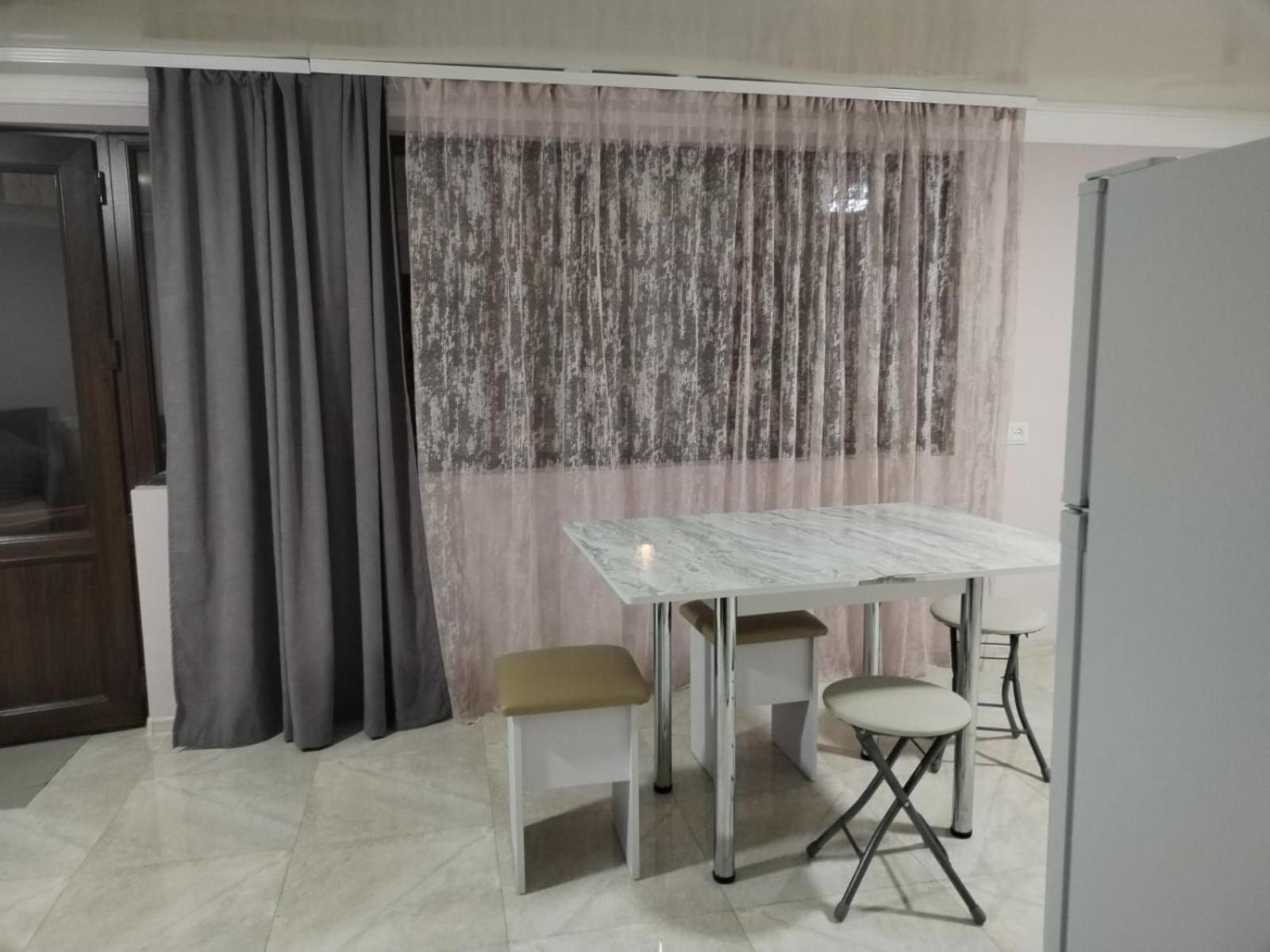 Lyucie Guest House إيجيفان المظهر الخارجي الصورة