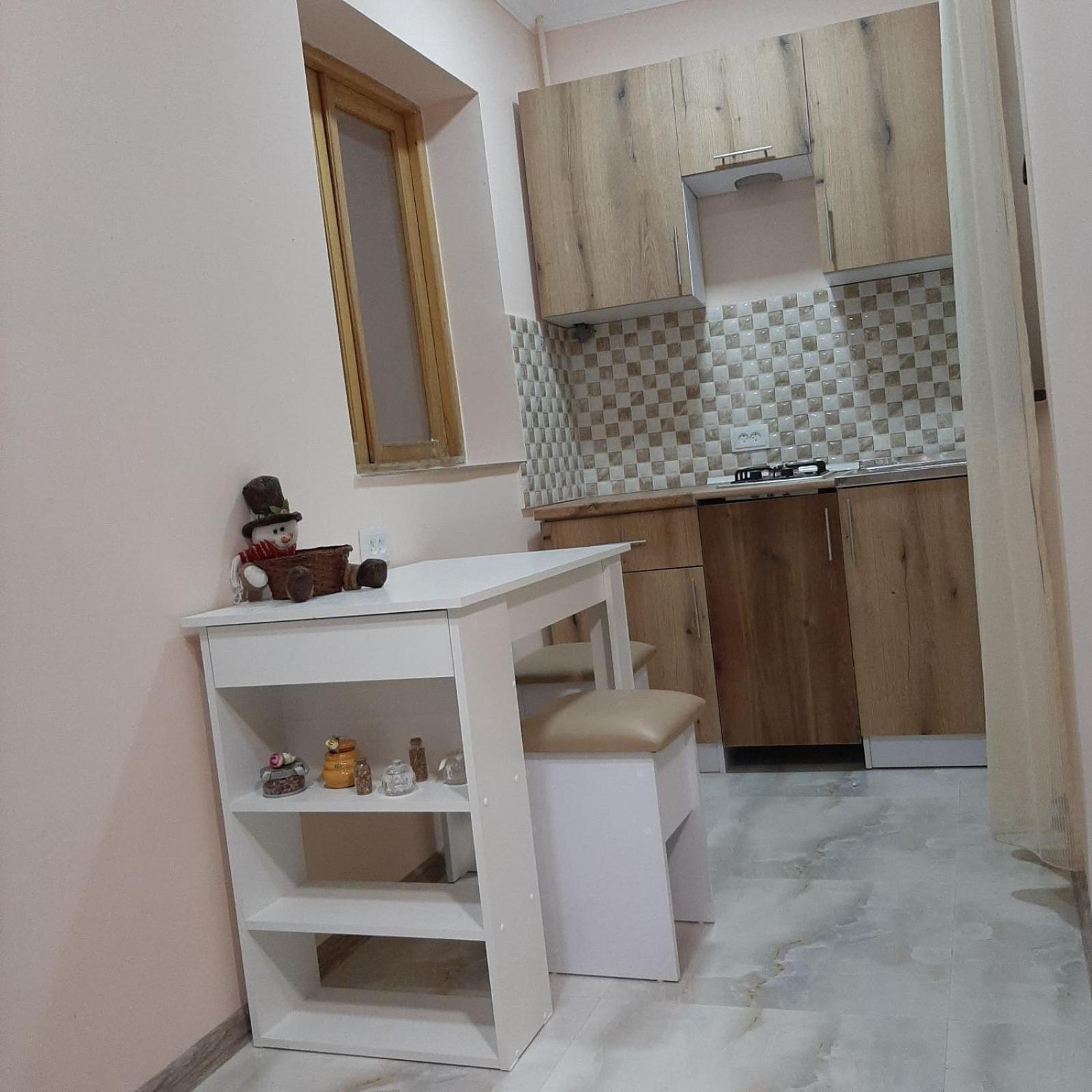 Lyucie Guest House إيجيفان المظهر الخارجي الصورة
