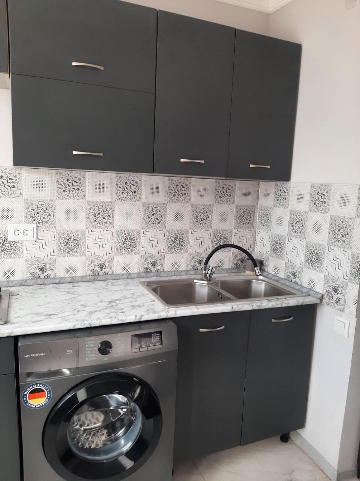 Lyucie Guest House إيجيفان المظهر الخارجي الصورة