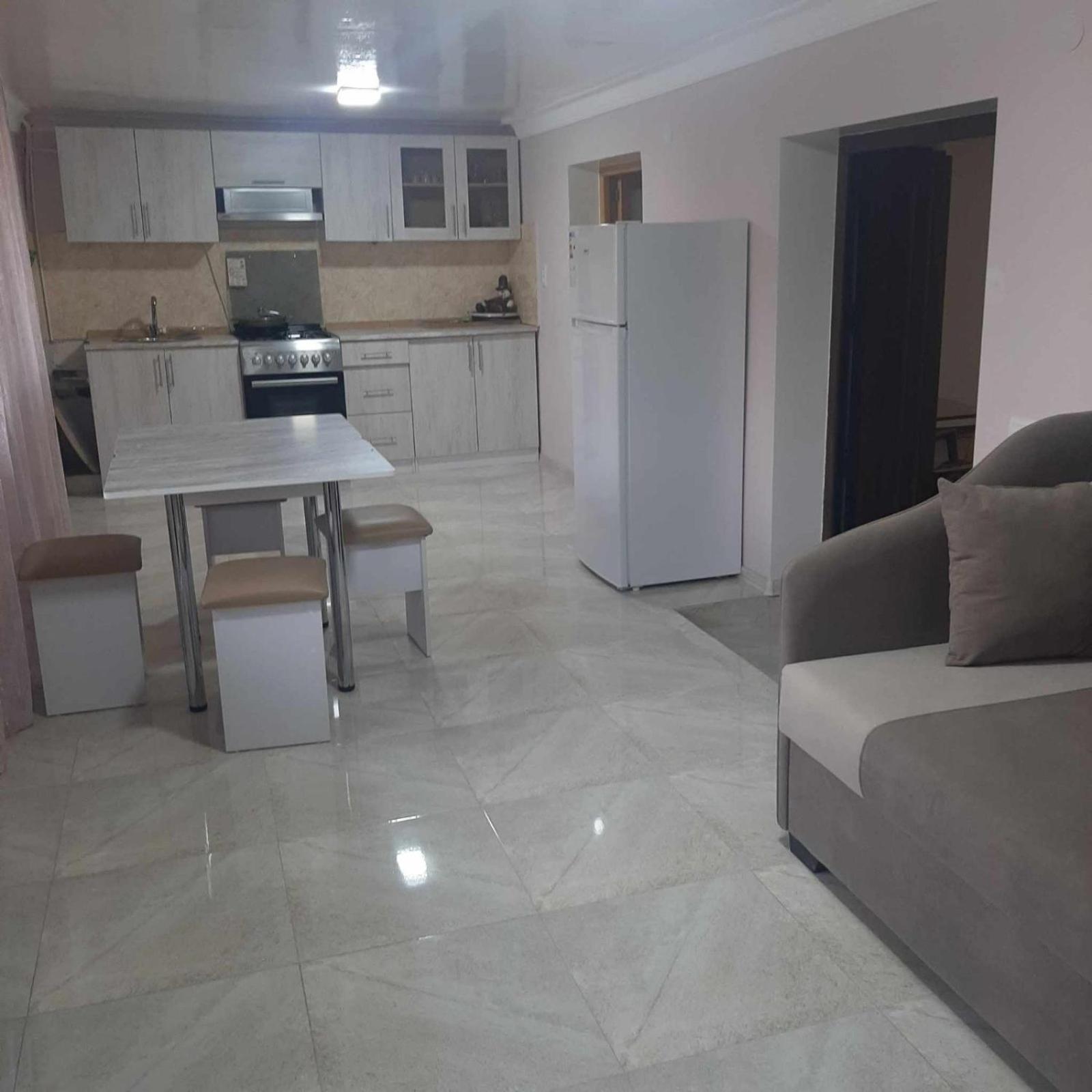 Lyucie Guest House إيجيفان المظهر الخارجي الصورة